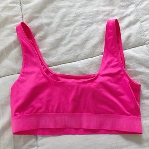 Sports bra